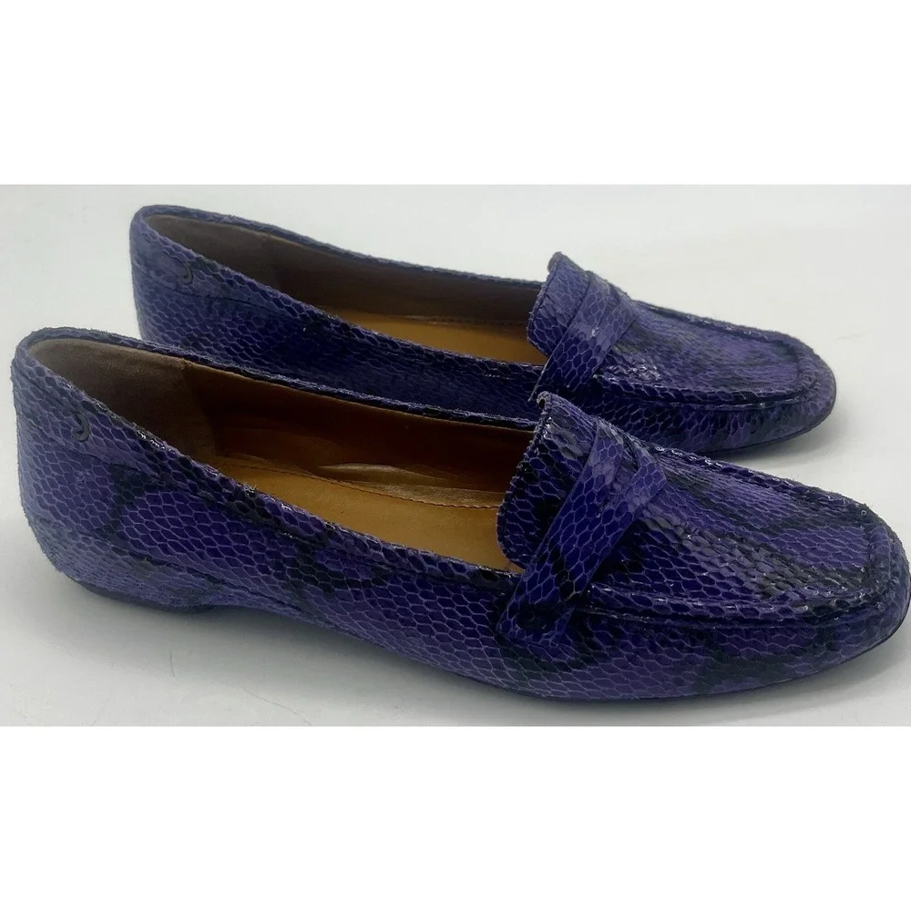 Vintage Circa Joan &‎ David Women's Size 6.5 Leather Upper Loafer Flats Purple